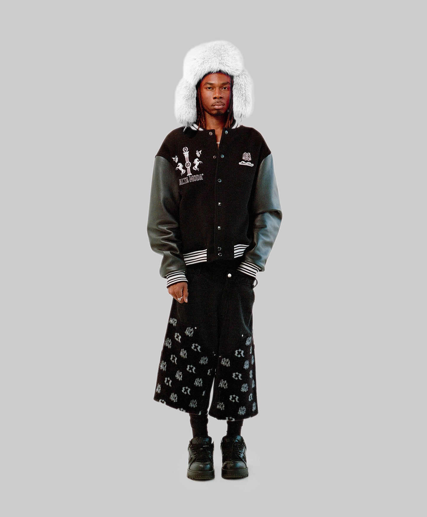 𝐖𝐇𝐈𝐓𝐄 𝐓𝐑𝐀𝐏𝐏𝐄𝐑 𝐅𝐔𝐑 𝐇𝐀𝐓