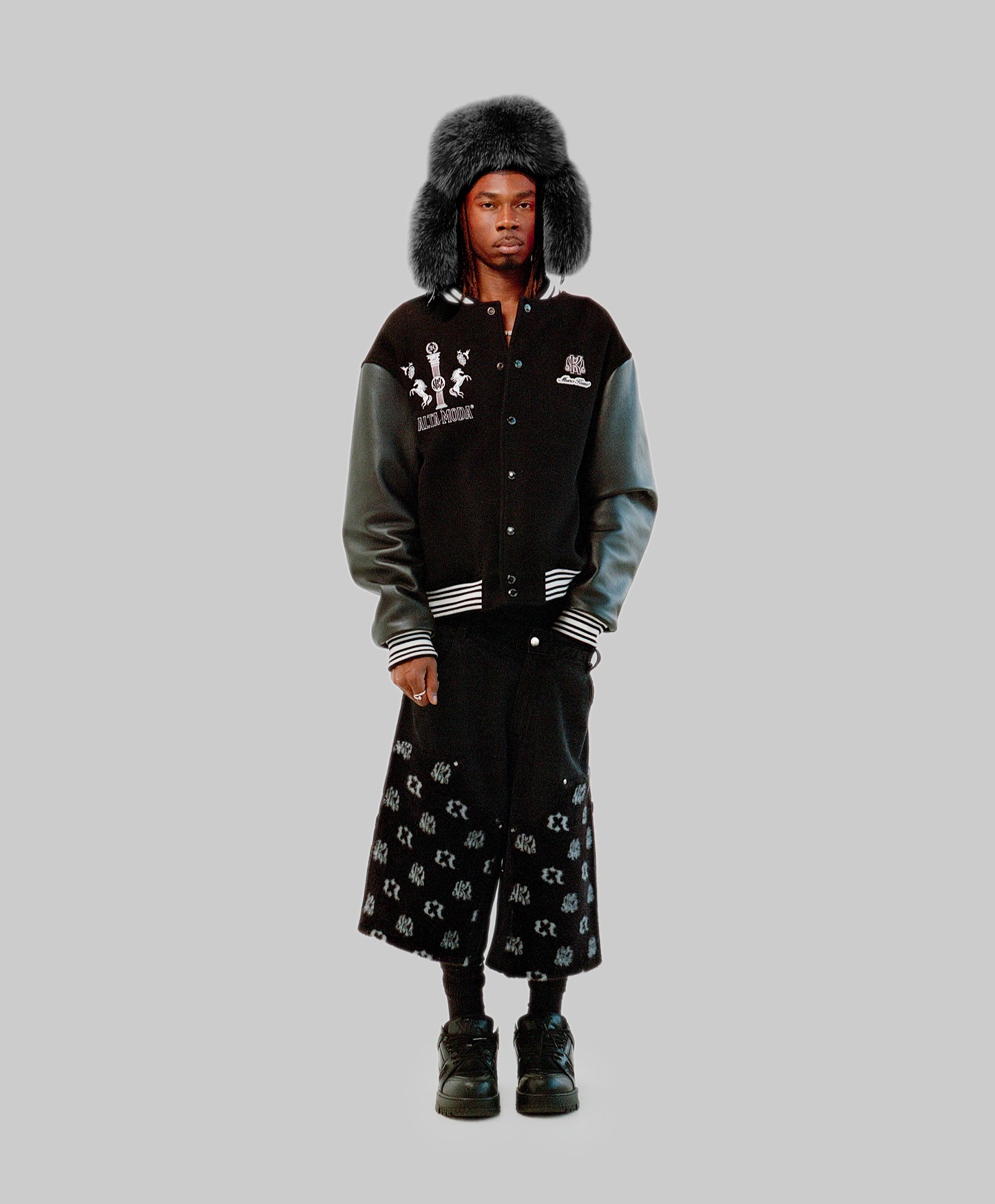 𝐁𝐋𝐀𝐂𝐊 𝐓𝐑𝐀𝐏𝐏𝐄𝐑 𝐅𝐔𝐑 𝐇𝐀𝐓