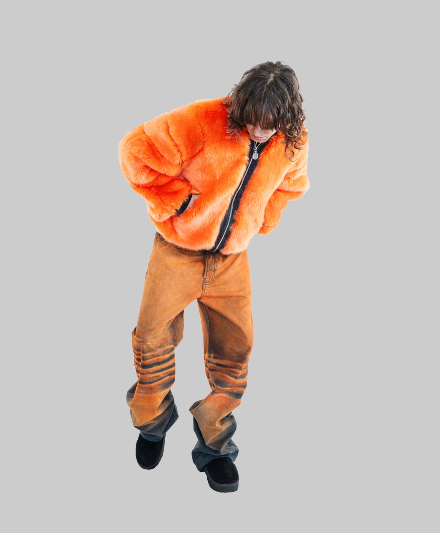 𝐎𝐑𝐀𝐍𝐆𝐄 𝐎𝐕𝐄𝐑𝐃𝐘𝐄𝐃 𝐃𝐄𝐍𝐈𝐌